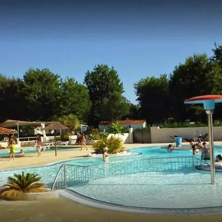Chalet 3 Etoiles - Parc Aquatique - Ccbfgdg * Sainte-Eulalie-en-Born
