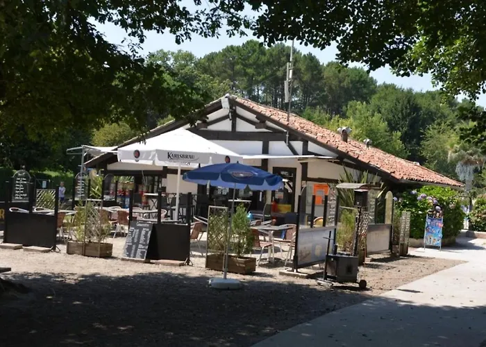 Campingplads 3 Etoiles - Parc Aquatique - Ccbfgdh Sainte-Eulalie-en-Born